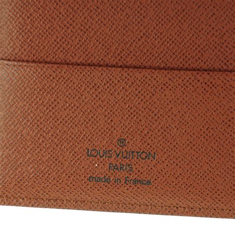 passport cover louis vuitton price